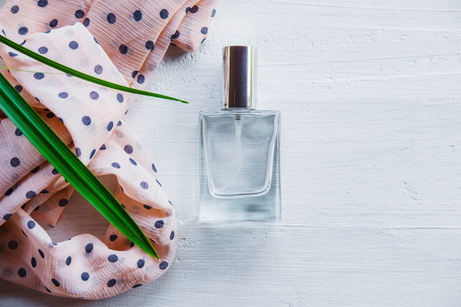 Fragrance 101 : A Beginner's Guide to Finding a Signature Scent